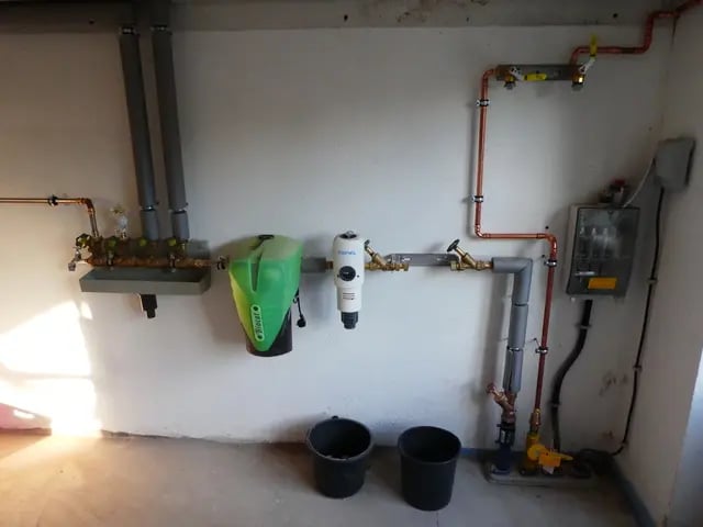 Sanitärinstallation Karlsruhe – Badsanierung, barrierefreies Bad und Trinkwasserhygiene durch SHK-Meister MG Gebäudetechnik